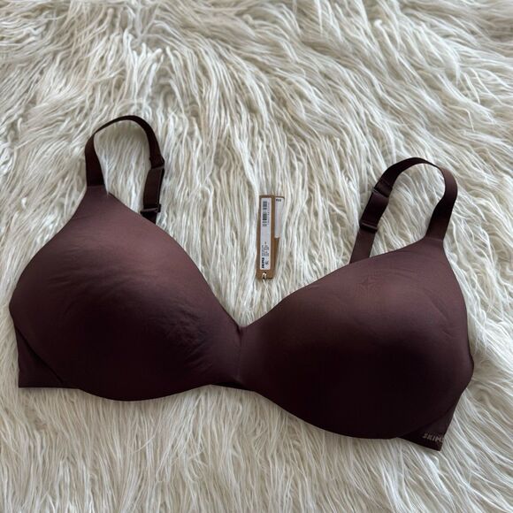 Skims Wireless Push Up Plunge Bra Cocoa Size 42DD - Picture 4 of 7